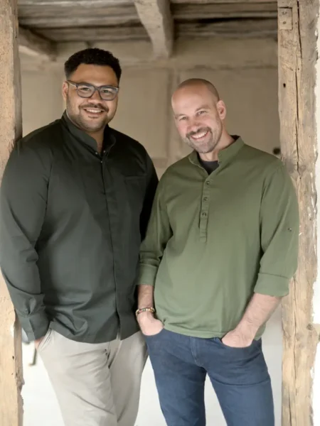 Joel Anojulu und Daniel Strauch im Feinwerk